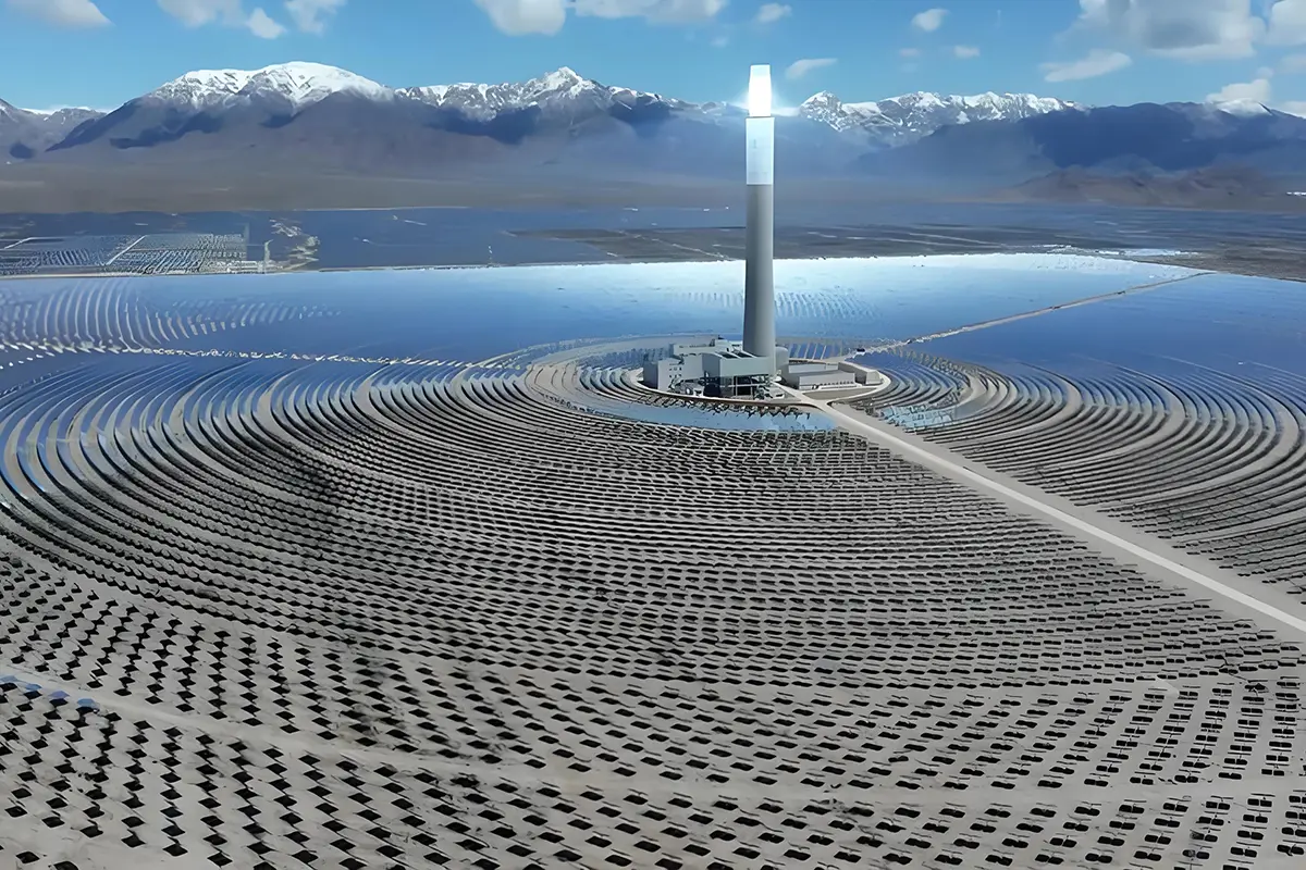 Photovoltaic molten salt
